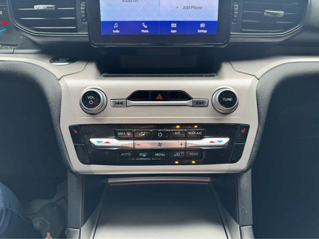 Certified 2024 Ford Explorer XLT AWD/4WD image 21