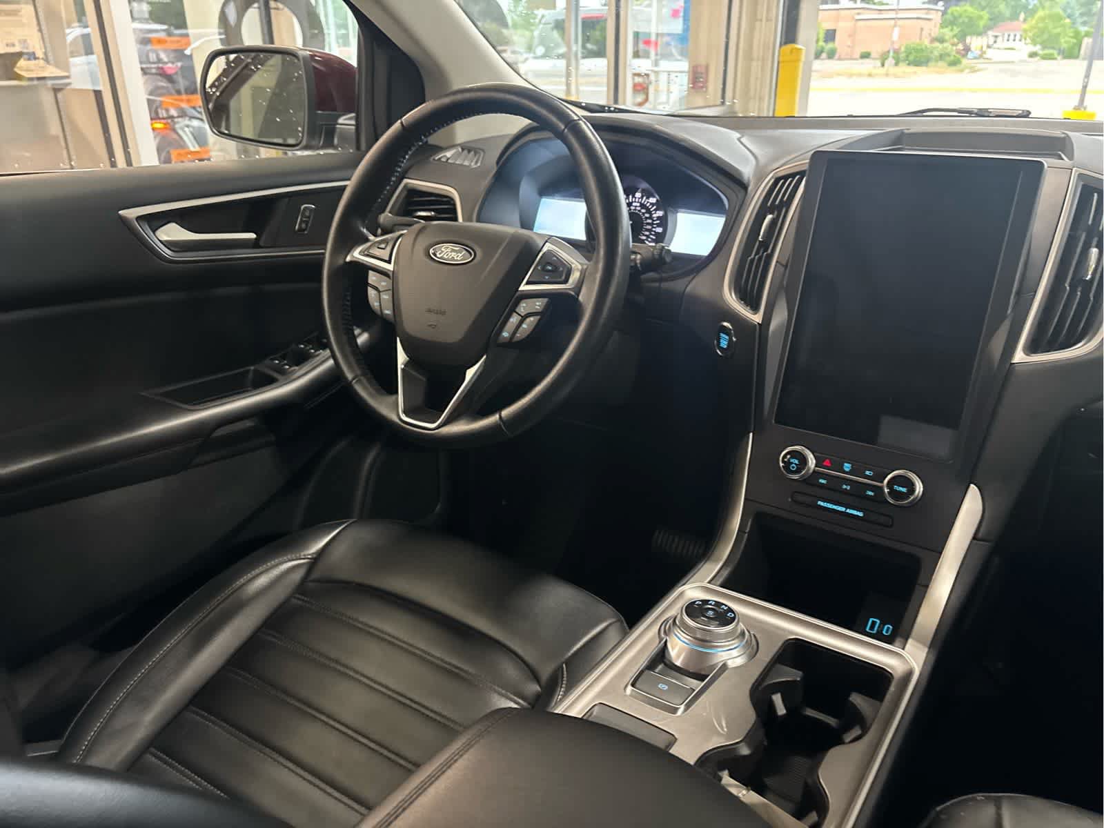 Certified 2023 Ford Edge SEL w/ Convenience Package AWD/4WD image 13