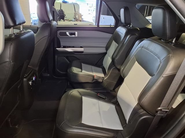Certified 2023 Ford Explorer XLT w/ Equipment Group 202A AWD/4WD image 22