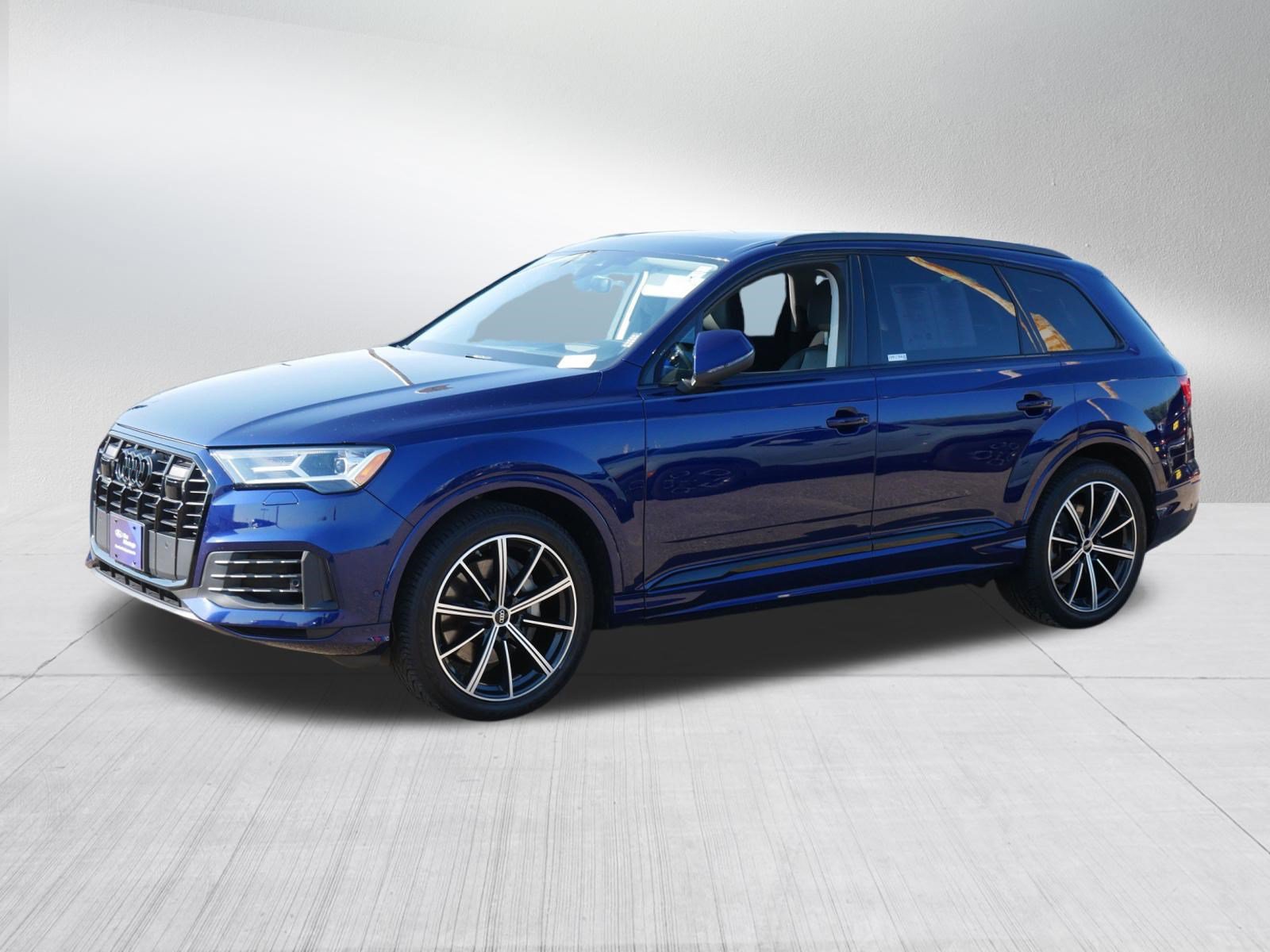 Used 2022 Audi Q7 3.0T Prestige AWD/4WD image 3