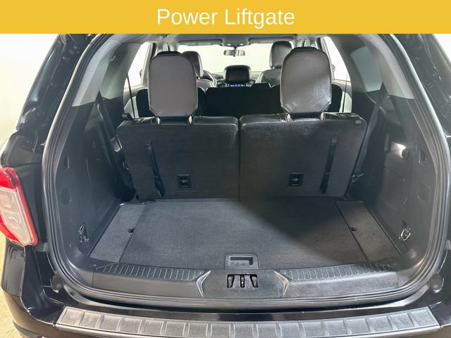 Certified 2022 Ford Explorer XLT w/ Equipment Group 202A AWD/4WD image 10