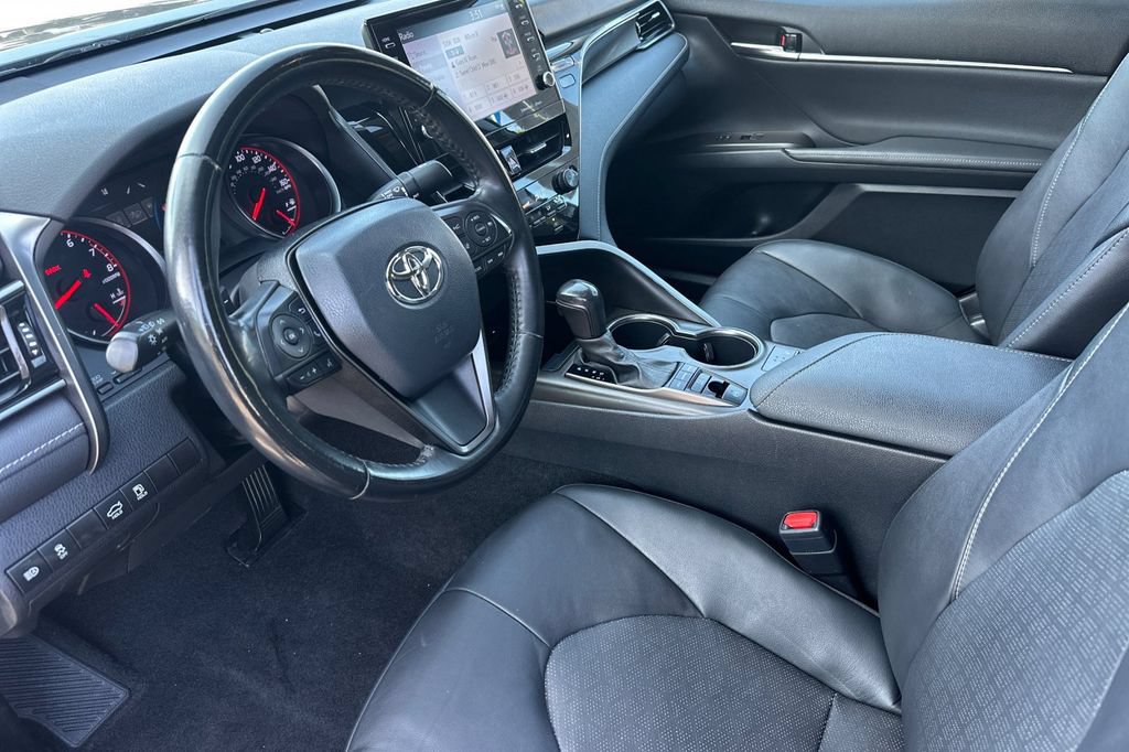 Used 2021 Toyota Camry XSE w/ Carpet Mat Package (TMS) FWD image 12