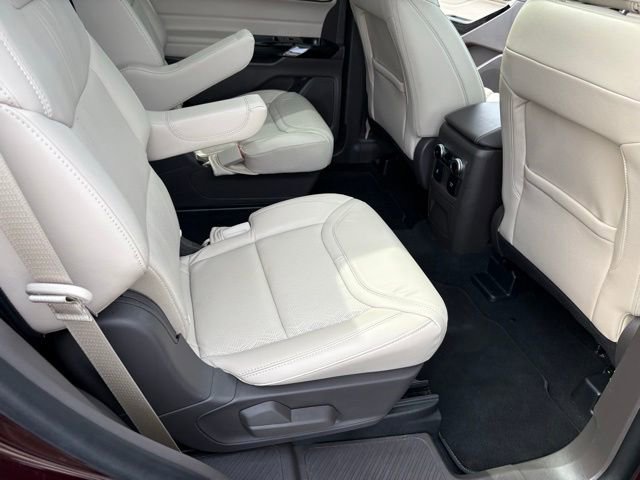 Certified 2023 Ford Explorer Platinum w/ Equipment Group 601A AWD/4WD image 38