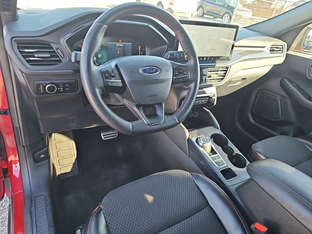 Certified 2024 Ford Escape ST-Line w/ Tech Pack #1 AWD/4WD image 16