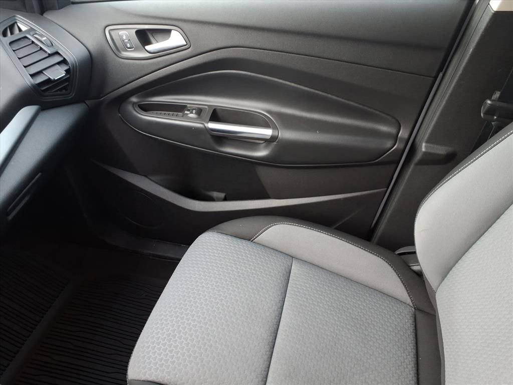 Certified 2019 Ford Escape SE image 23