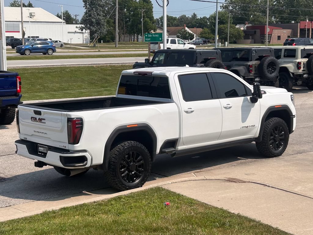 Used 2025 GMC Sierra 2500 AT4 w/ AT4 Premium Plus Package AWD/4WD image 7