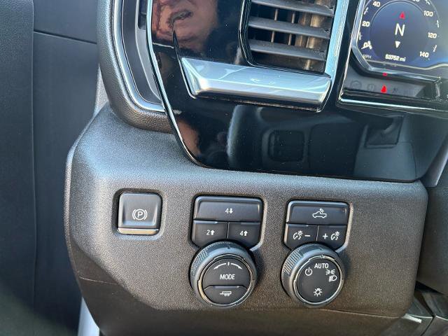 Used 2024 Chevrolet Silverado 2500 LT image 15