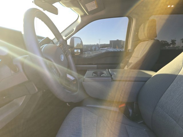 Certified 2025 Ford F250 XL w/ STX Appearance Package AWD/4WD image 9