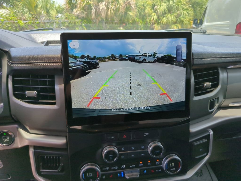Certified 2024 Ford Expedition XLT RWD image 25