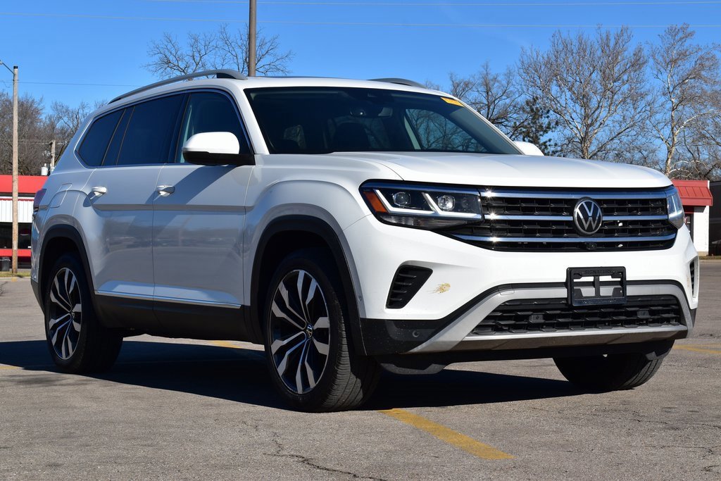 Used 2021 Volkswagen Atlas SEL Premium image 3