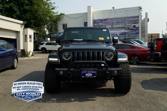Used 2019 Jeep Wrangler Unlimited Sahara w/ Dual Top Group AWD/4WD image 2