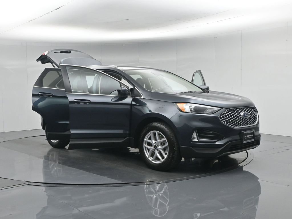 Certified 2024 Ford Edge SEL w/ Convenience Package AWD/4WD image 35