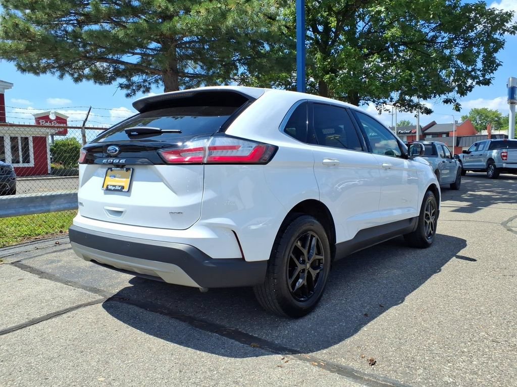 Certified 2024 Ford Edge SEL w/ Convenience Package AWD/4WD image 6