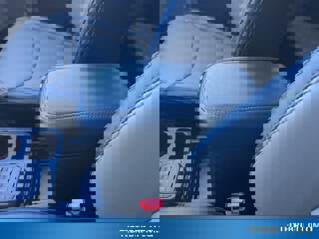 Certified 2025 Ford Maverick Lariat w/ 4K Tow Package image 38