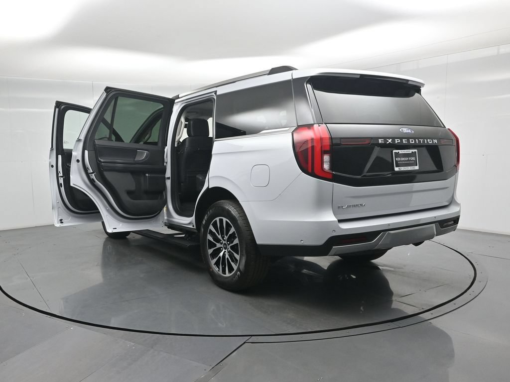 Certified 2025 Ford Expedition Platinum AWD/4WD image 33