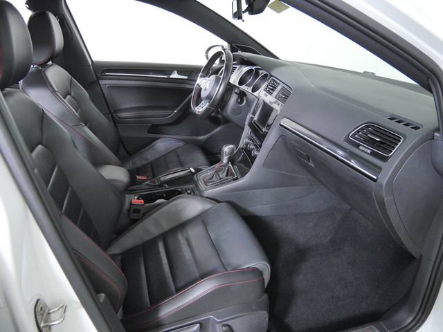 Used 2017 Volkswagen GTI SE FWD image 12