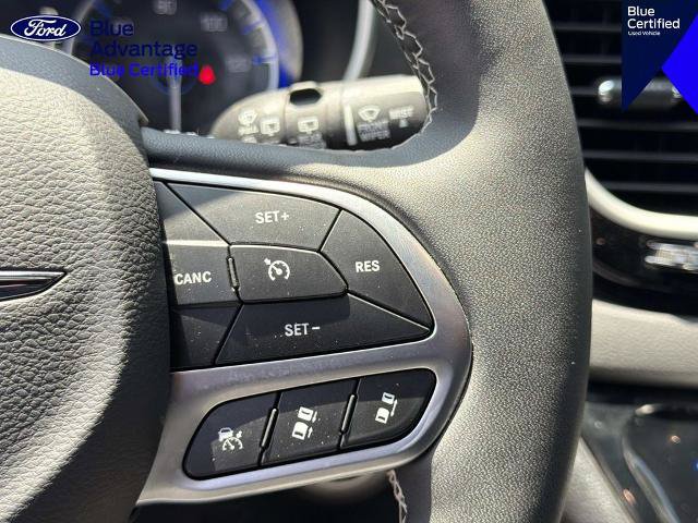 Used 2026 Chrysler Pacifica Select FWD image 21