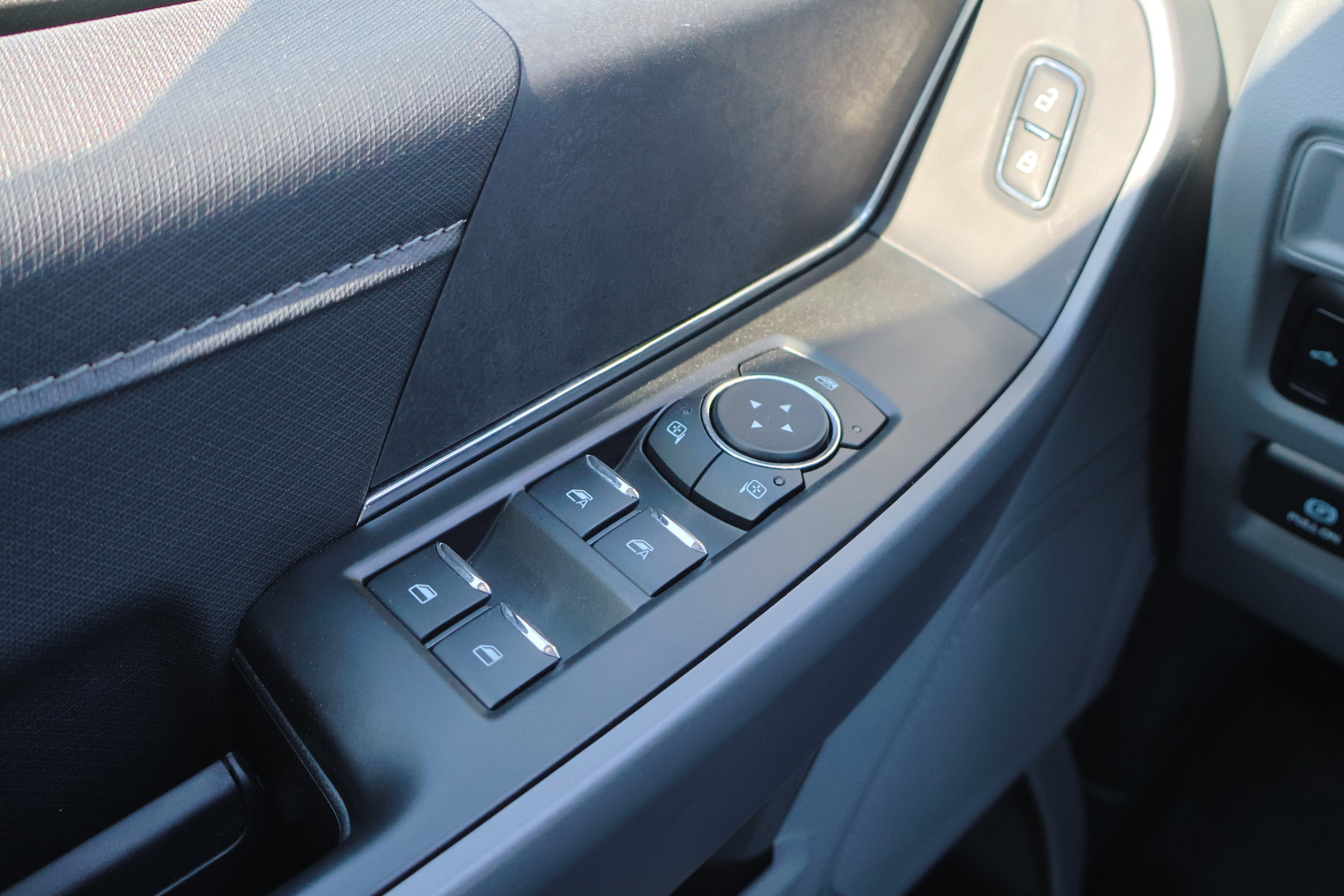 Certified 2025 Ford F150 XLT w/ Equipment Group 301A Standard image 19