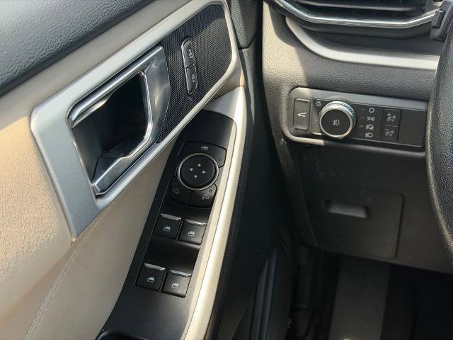 Certified 2022 Ford Explorer XLT w/ Equipment Group 202A AWD/4WD image 20