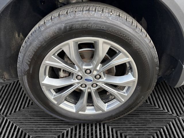 Certified 2023 Ford Explorer XLT w/ Equipment Group 202A AWD/4WD image 14