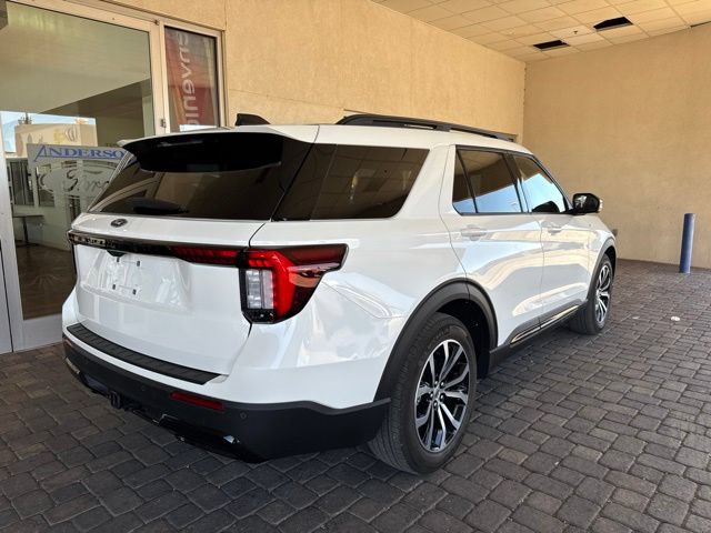 Certified 2026 Ford Explorer ST-Line RWD image 4