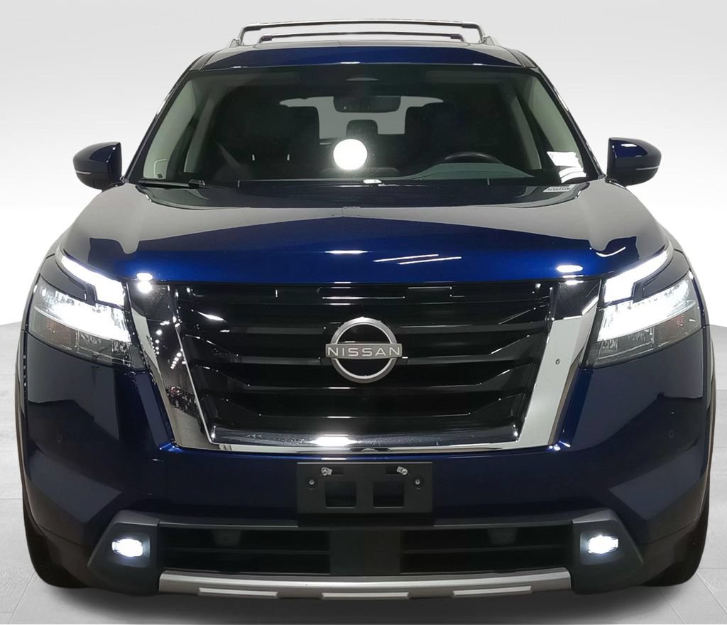 Used 2024 Nissan Pathfinder SL w/ SL Premium Package AWD/4WD image 11