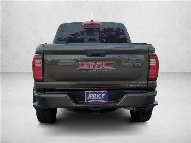 Used 2023 GMC Canyon Denali image 4