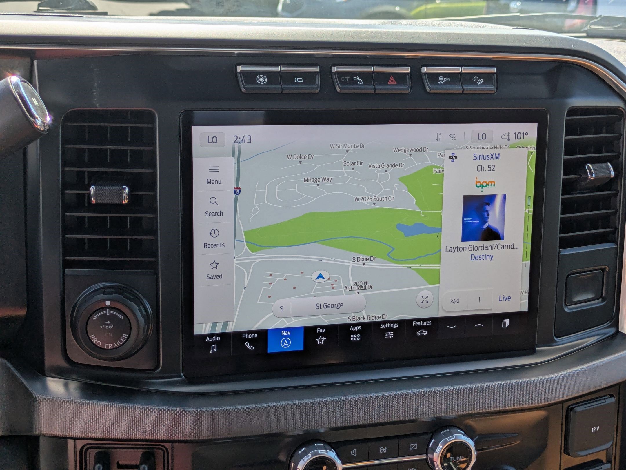 Certified 2023 Ford F250 Platinum w/ FX4 Off-Road Package AWD/4WD image 24