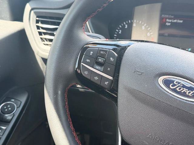 Certified 2022 Ford Escape SEL w/ SEL Stealth AWD Package image 16
