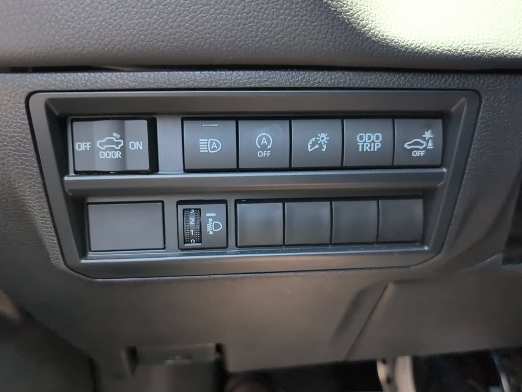 Used 2024 Toyota Tundra Limited w/ TRD Off-Road Package AWD/4WD image 25