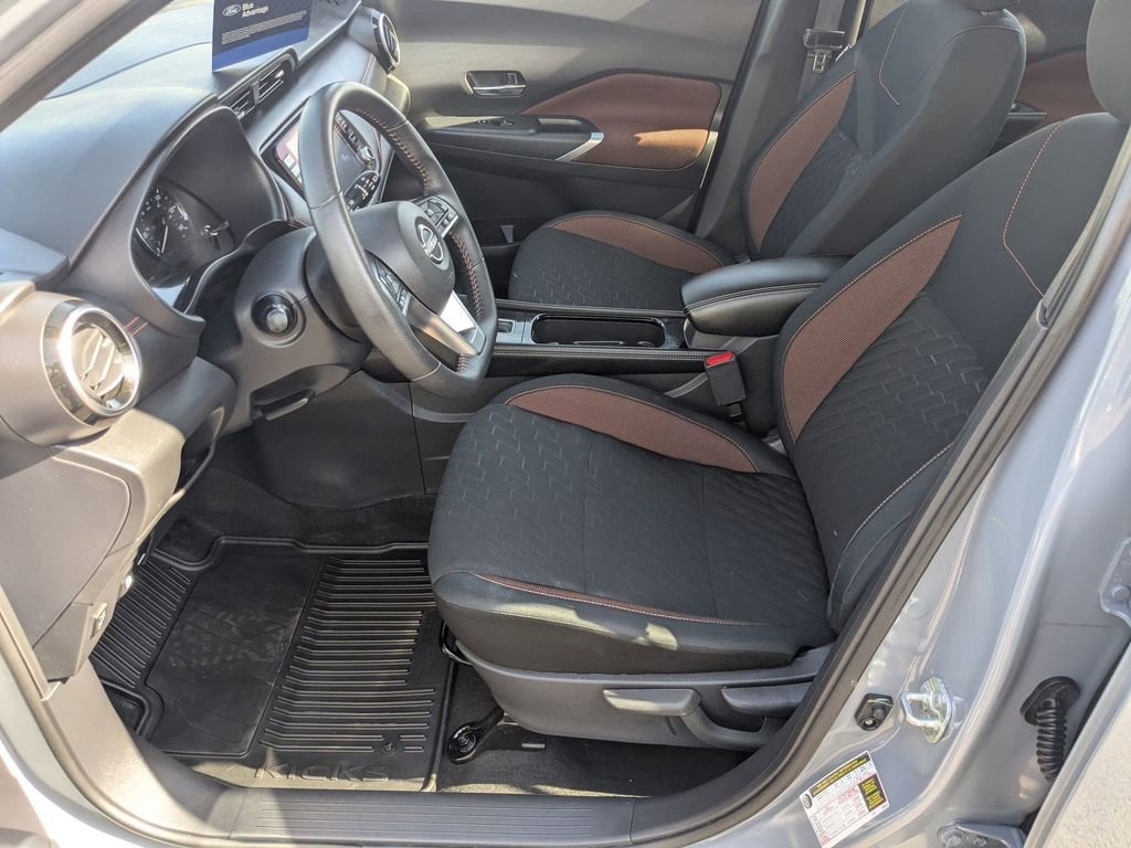 Used 2023 Nissan Kicks SR w/ Interior Electronics Package image 14