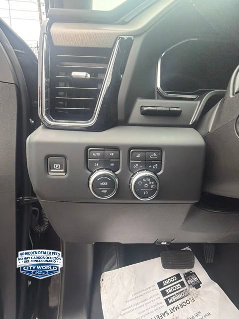 Used 2024 GMC Sierra 1500 Denali w/ Technology Package AWD/4WD image 6