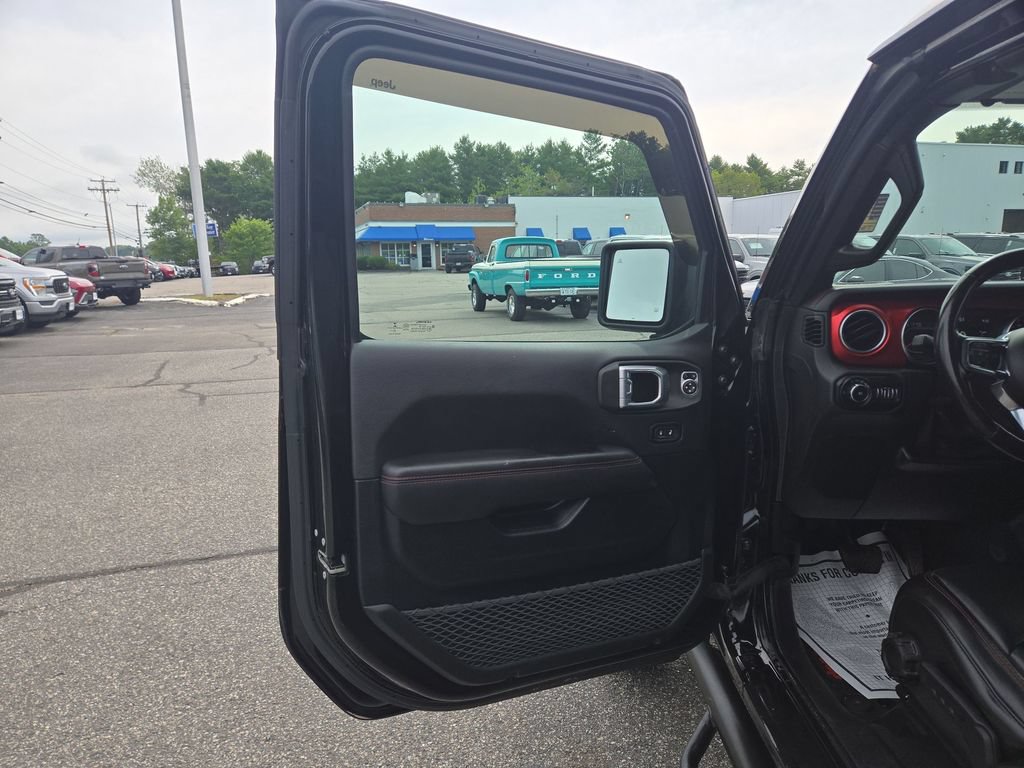 Used 2021 Jeep Wrangler Unlimited Rubicon AWD/4WD image 5