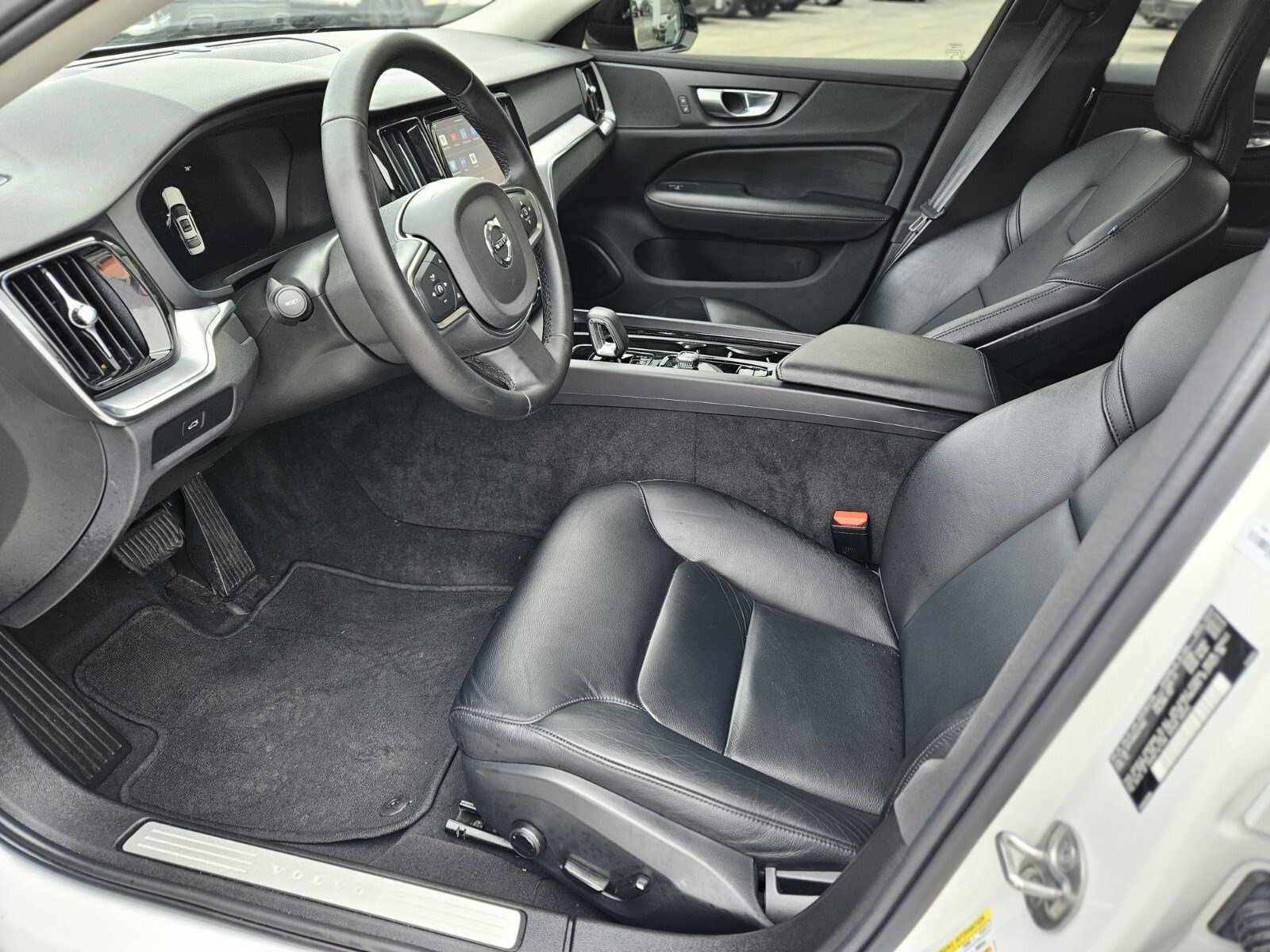 Used 2024 Volvo S60 B5 Core image 19