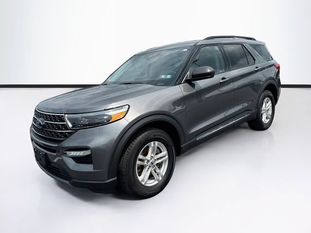 Certified 2022 Ford Explorer XLT w/ Equipment Group 202A AWD/4WD image 4