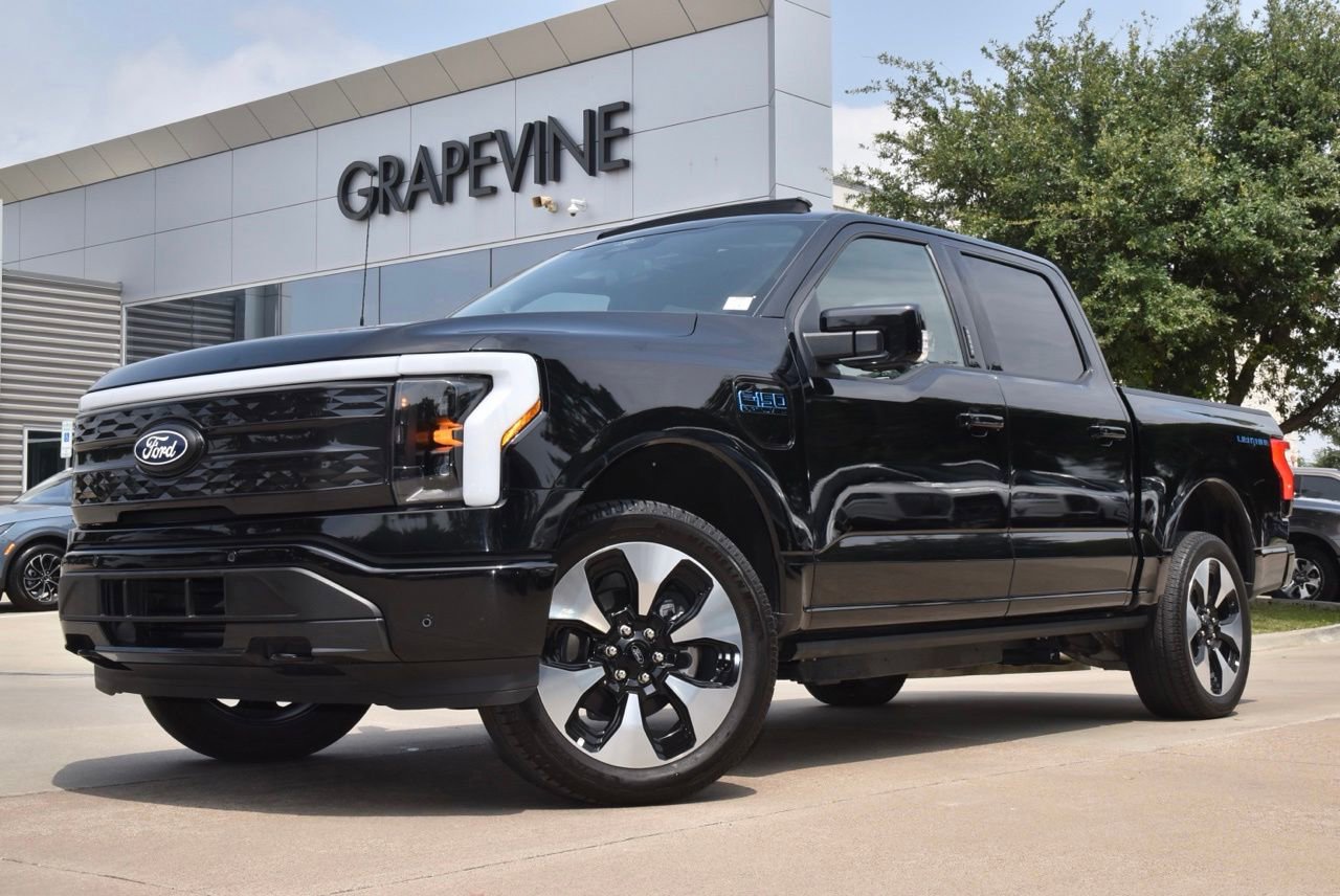 Certified 2025 Ford F150 Lightning Platinum AWD/4WD image 2