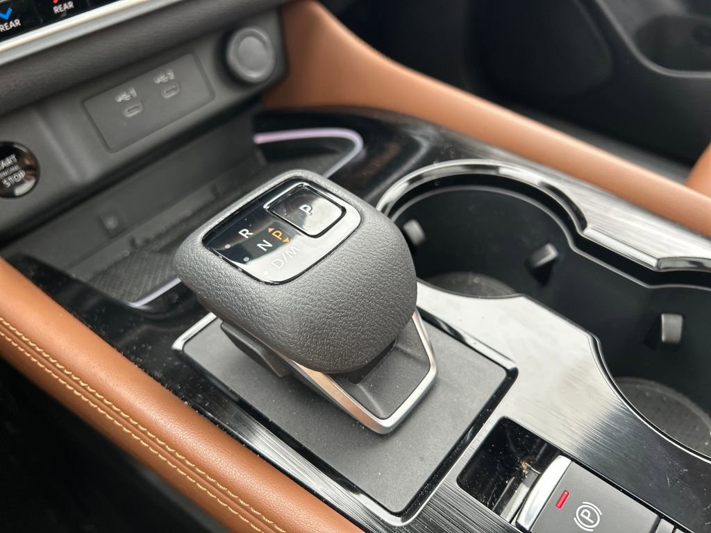 Used 2024 Nissan Rogue Platinum w/ Platinum Premium Package image 32