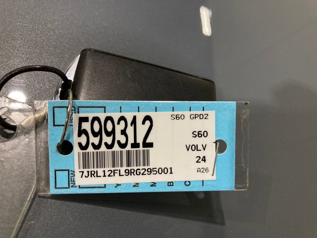 Used 2024 Volvo S60 B5 Plus image 27