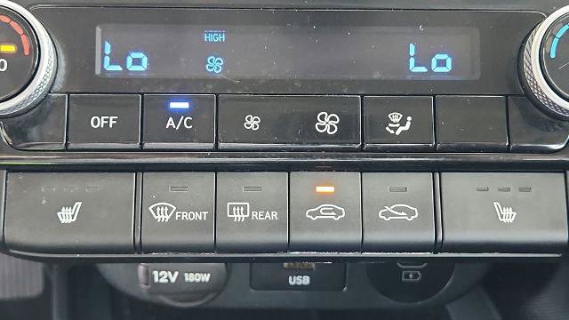 Used 2025 Hyundai Elantra SEL FWD image 20