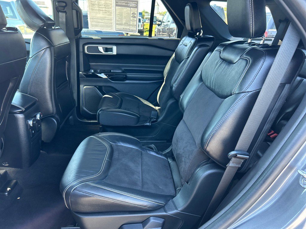 Certified 2022 Ford Explorer ST image 8
