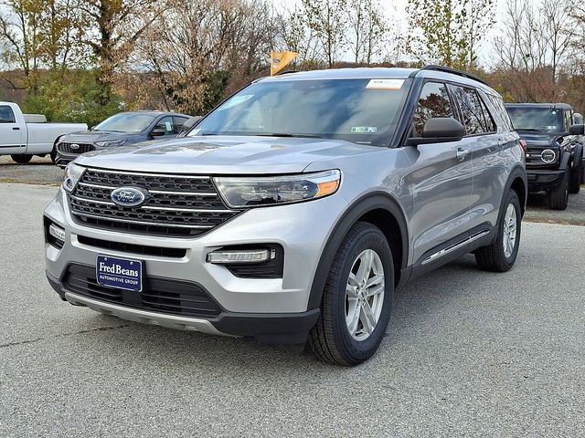 Certified 2020 Ford Explorer XLT w/ Equipment Group 202A image 5