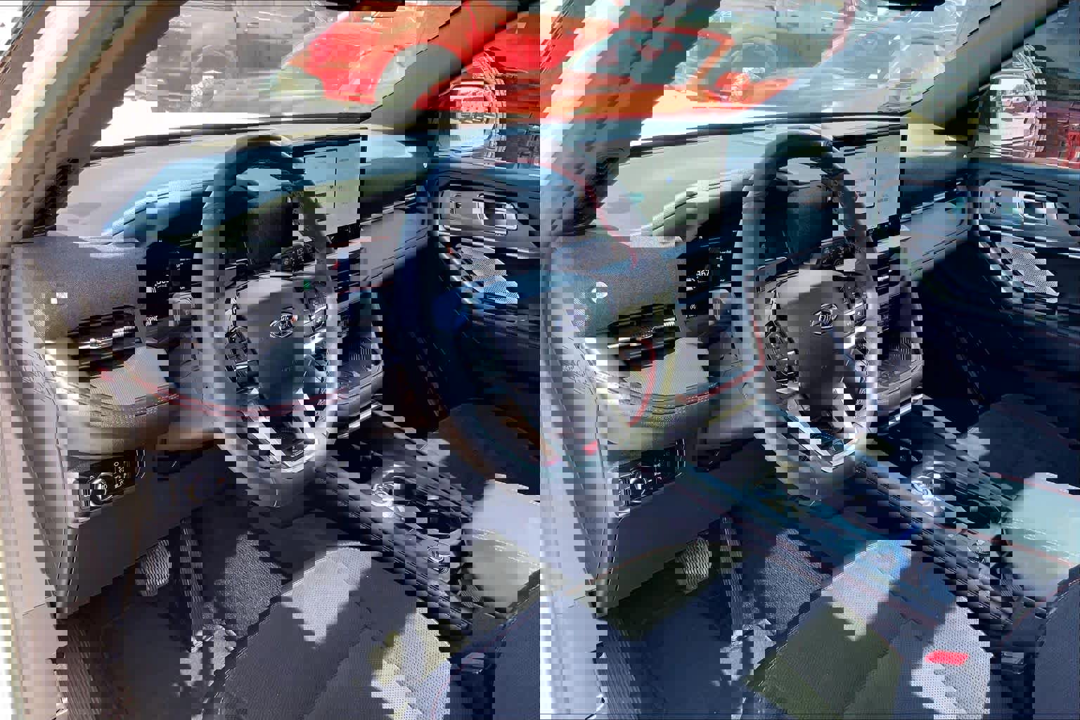 Certified 2025 Ford Explorer ST image 16