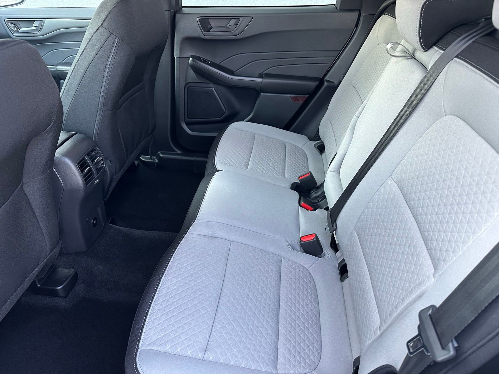 Certified 2025 Ford Escape Active FWD image 22