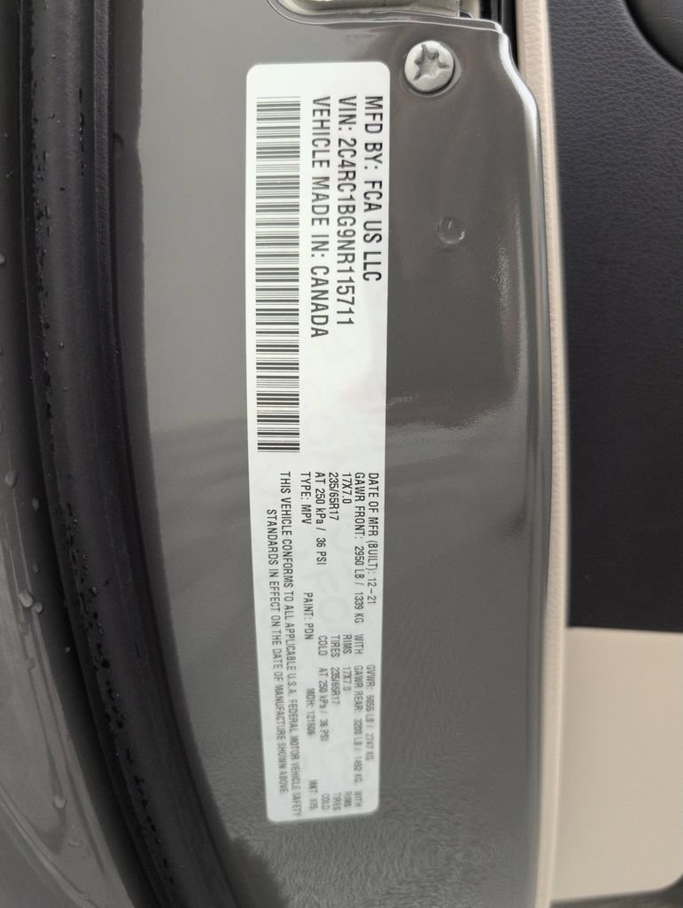 Used 2022 Chrysler Pacifica Touring-L FWD image 39