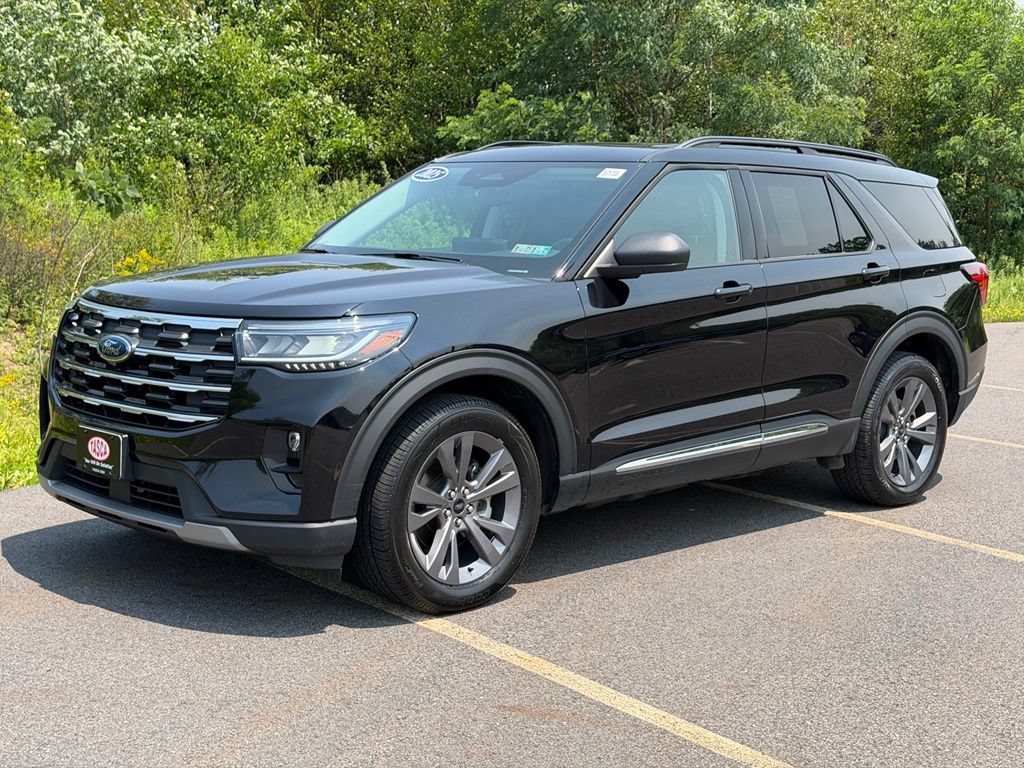 Certified 2025 Ford Explorer Active w/ Active Comfort Package AWD/4WD image 29