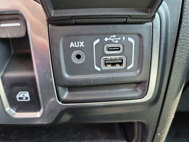 Used 2021 Jeep Wrangler Sport image 29