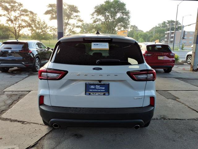 Certified 2025 Ford Escape ST-Line Select AWD/4WD image 4