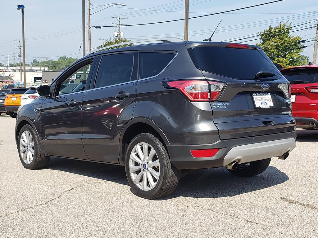 Certified 2017 Ford Escape Titanium FWD image 7
