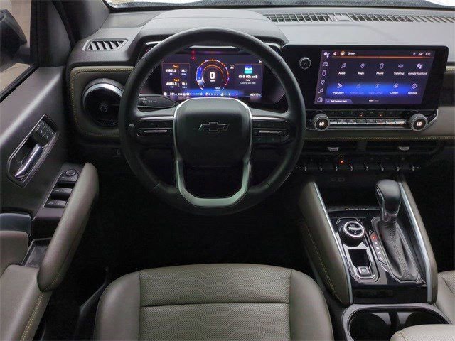 Used 2023 Chevrolet Colorado ZR2 w/ ZR2 Convenience Package III image 16