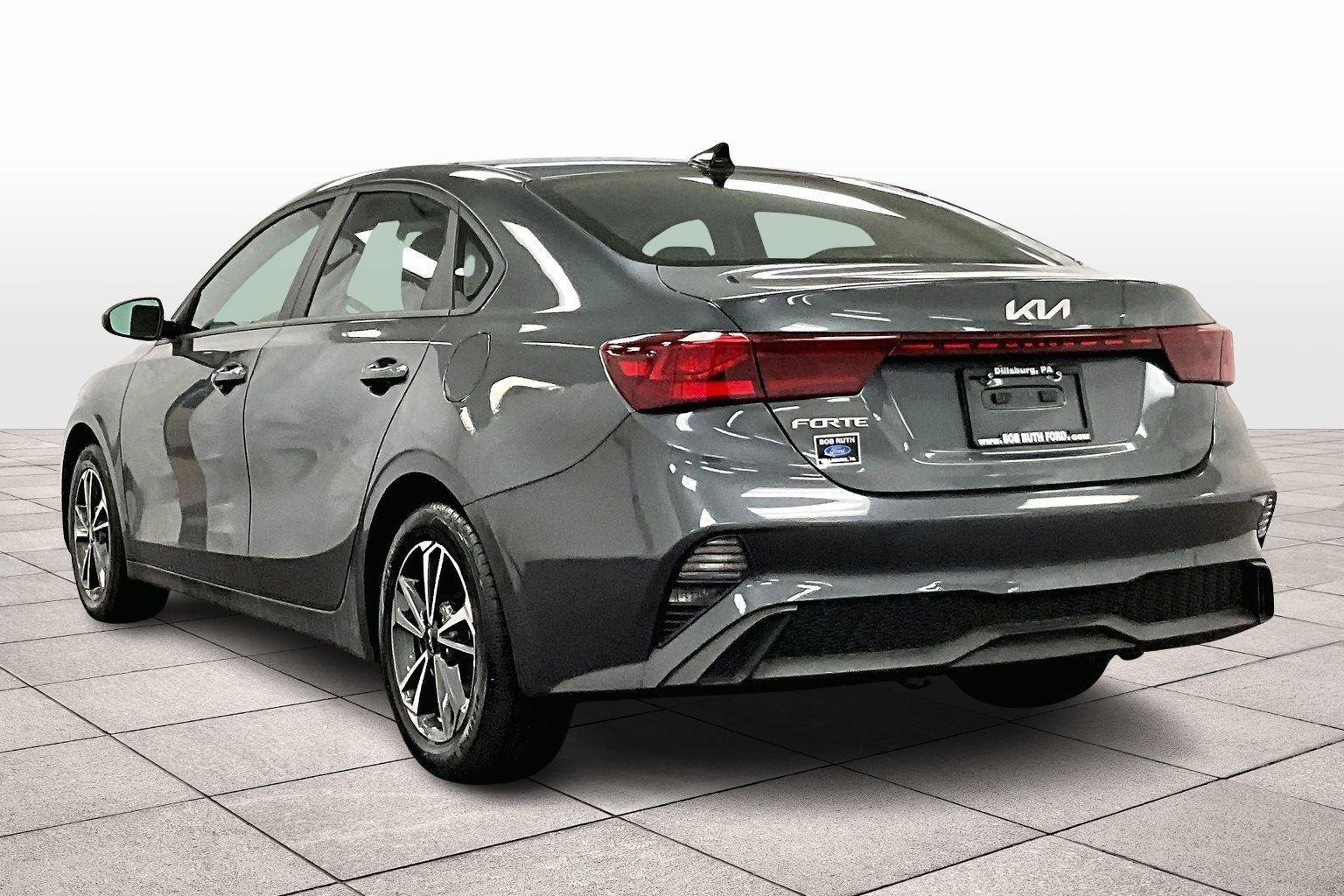 Used 2024 Kia Forte LXS image 10